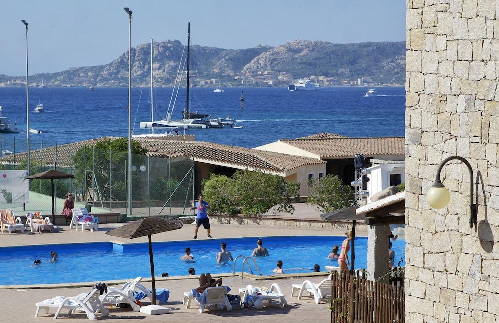 Club Esse Residence Capo D'Orso Palau Esterno foto