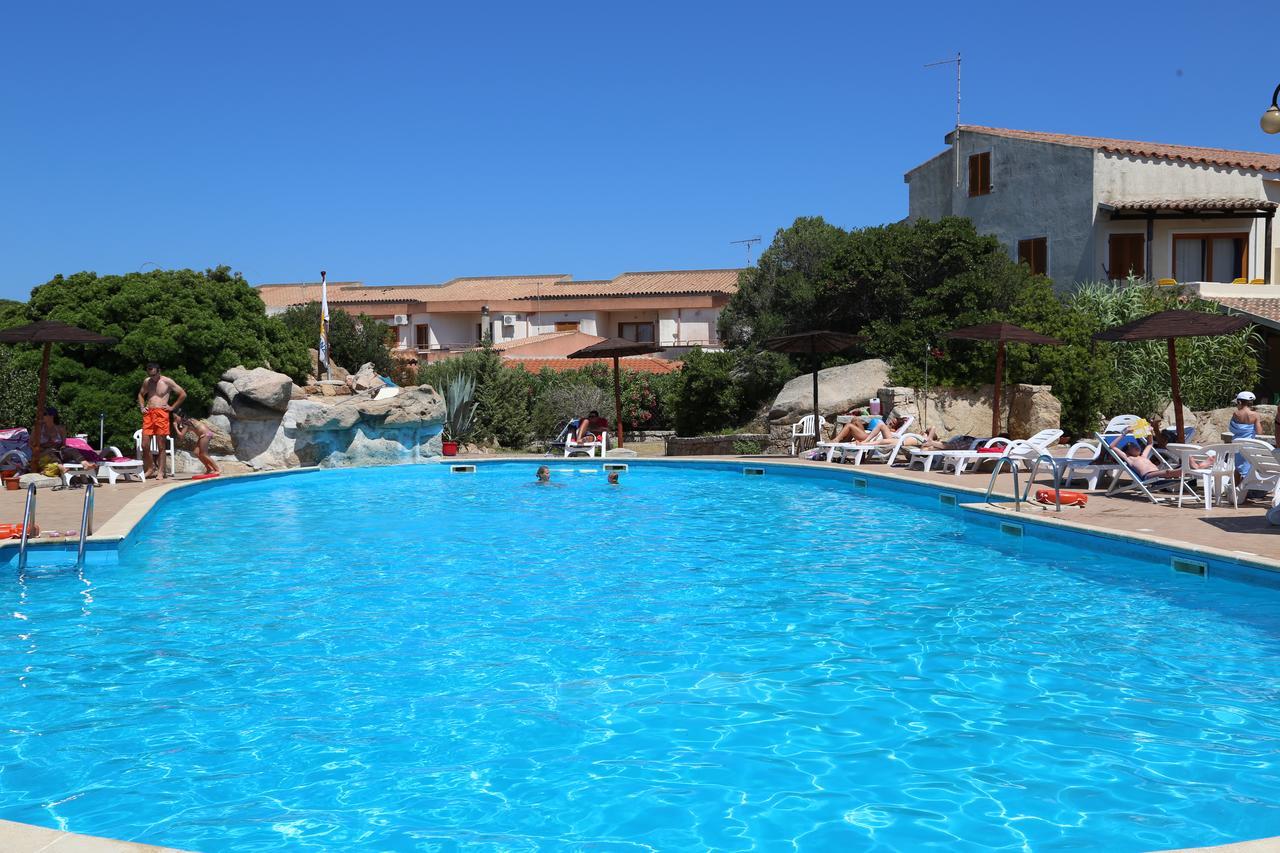 Club Esse Residence Capo D'Orso Palau Esterno foto